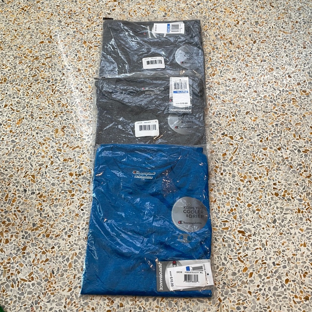 CHAMPION performance TShirt boys XL